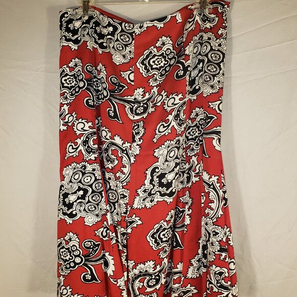 Harold's Size 12 Red & Black Skirt - Picture 2 of 3
